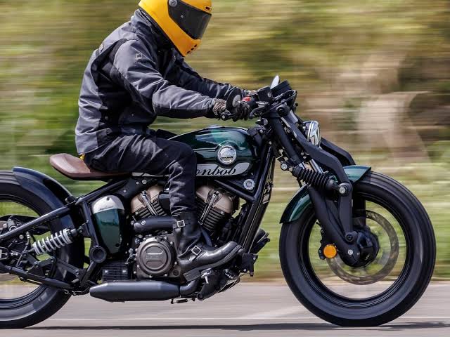 Benda Napoleon Bob 250 V-Twin engine